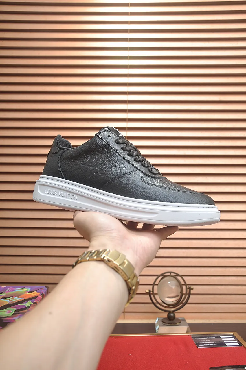 Men's shoes 💰540💶[LOUIS VUITTON] Original order price (water-dyed cowhide lining) new model 🍀LV Louis Vuitton * - top version of LV classic trendy shoes! Made of imported original cowhide, water-dyed cowhide lining, and original wear-resistant rubber outsole! High quality products! Code number 38-45 (45 is custom-made and cannot be returned or exchanged)